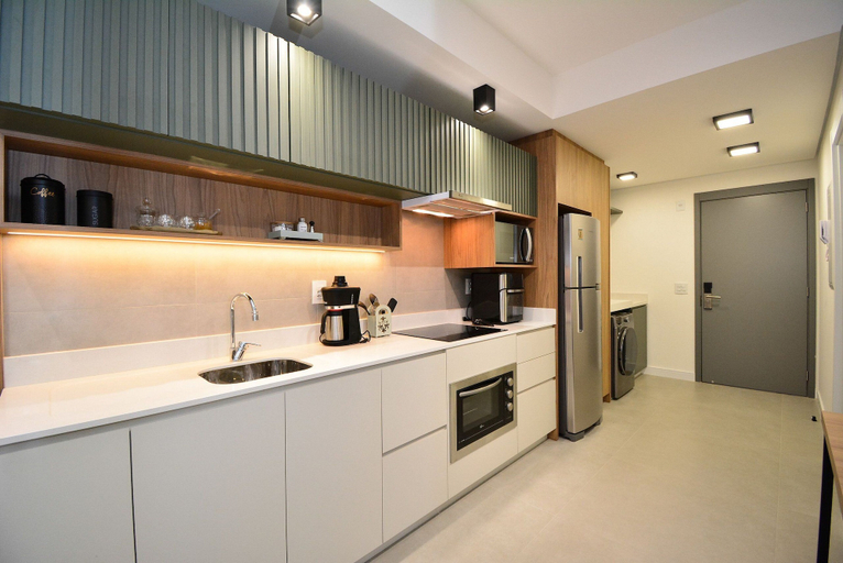 Private kitchen 5, Studio com garagem em frente a UFSC e HU, Florianopolis