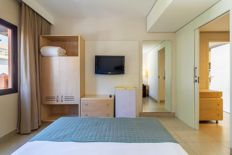 Room 4, Wonderful Suite in a Luxury Resort Jbv276, Florianopolis