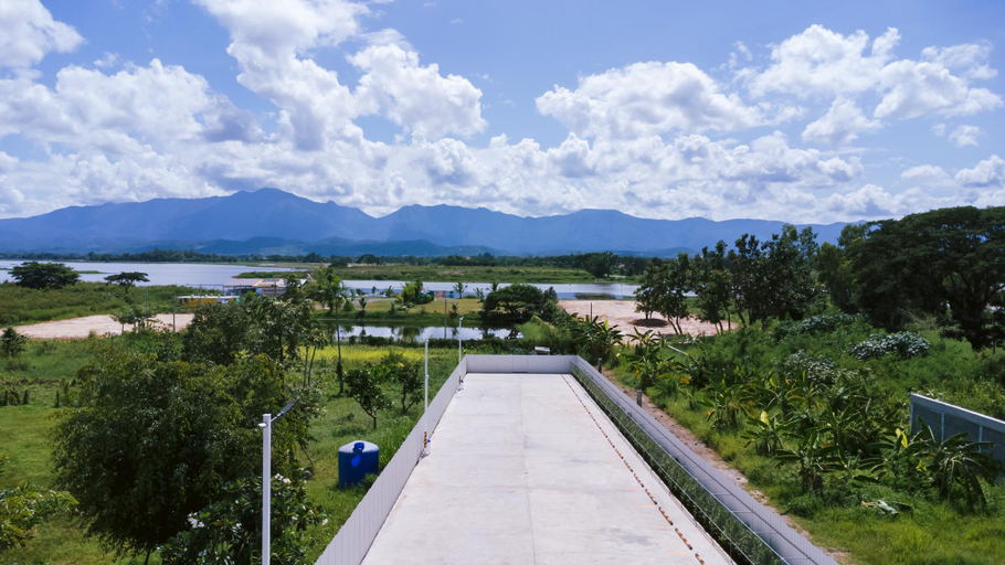 Parking lot 4, One Budget Hotel Phayao Phahonyothin, Muang Phayao