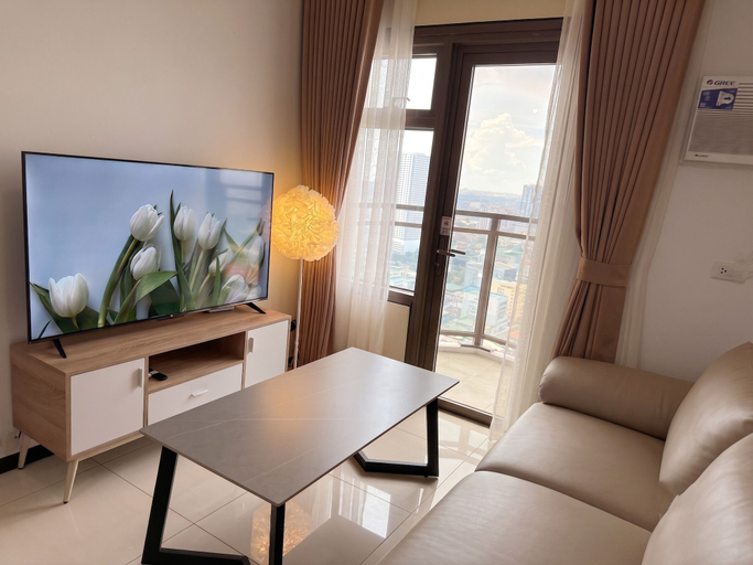 Living area 5, Avelon Hotel, Pasay City