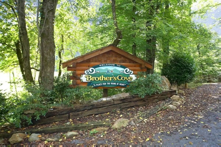 Miscellaneous 4, 3 Brothers Bears 3 Bedroom Cabin, Sevier