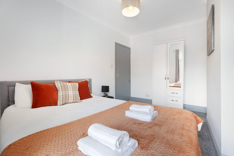 Room 3, Family Friendly 2BR Close to Durham City, Durham