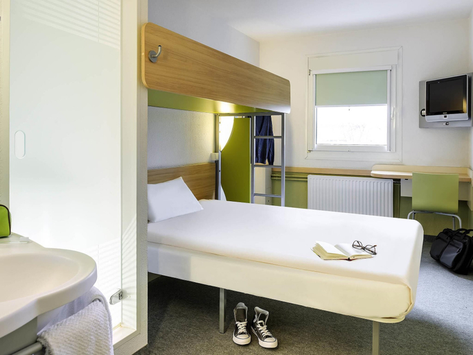 Bedroom 5, ibis budget Rambouillet, Yvelines