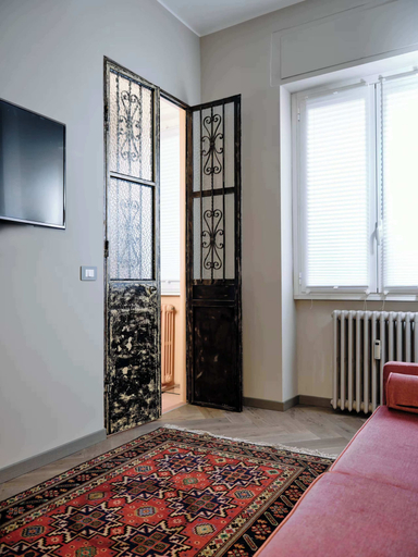 Others 5, Charming Apartment in Milan, Milano