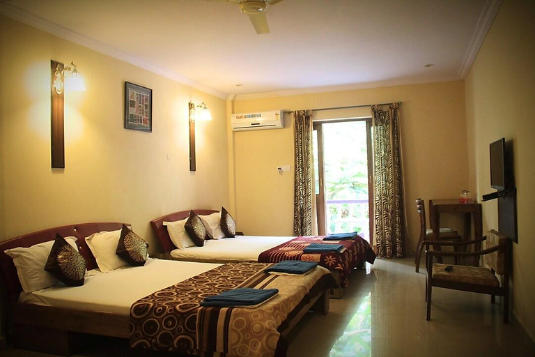 Bedroom 2, Dona Julia Beach Resort, North Goa