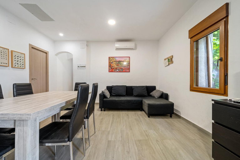 Others 5, Mas Guineu, Tarragona