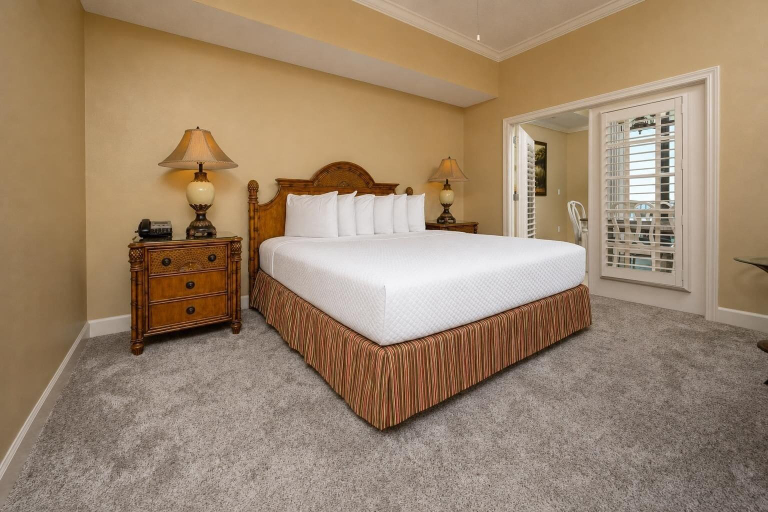 Room 2, Phoenix West 906 3 Bedroom Condo, Baldwin