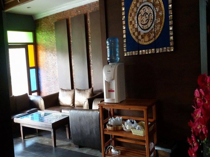 Public Area 2, Pairphumburi Hotel, Rong Kwang