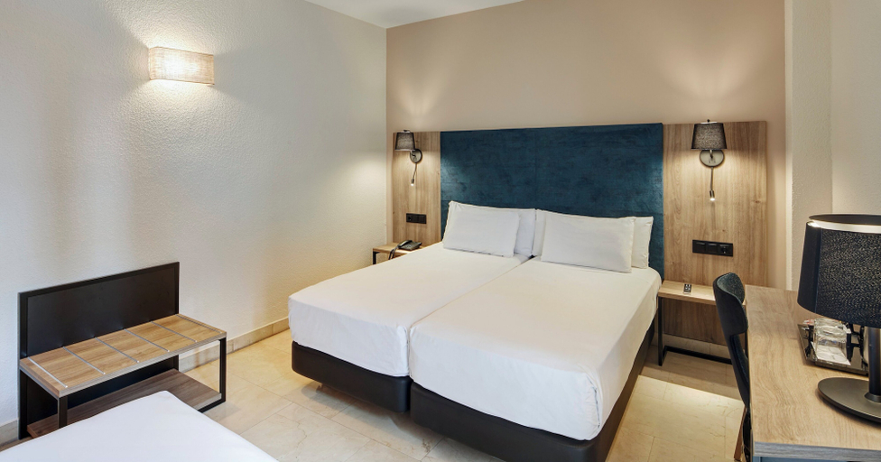 Bedroom 2, Hotel Sercotel Alfonso VI, Toledo