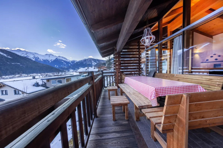 Others 5, Rustic Chalet in a Holiday Village, Zell am See
