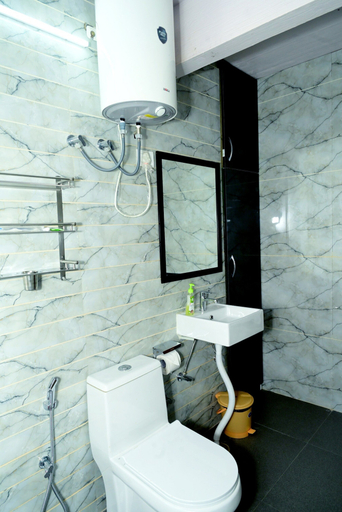 Bathroom 4, Iktara Inn Homestay Ghorakhal, Nainital