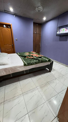 Bedroom 2, Hajveri Continental Hotel, Lahore