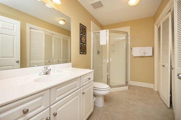 Bathroom 4, Phoenix West 906 3 Bedroom Condo, Baldwin