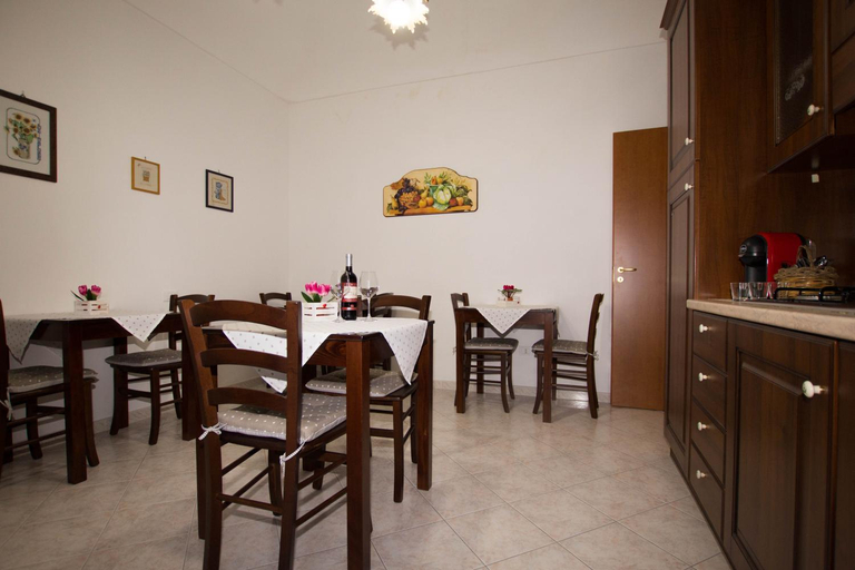 Food & Drinks 5, Noto Bedda Bed&Breakfast, Syracuse