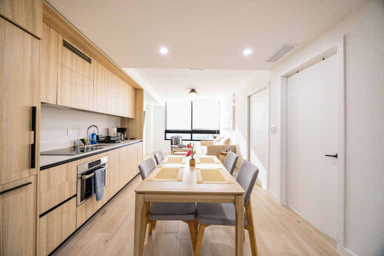 Private kitchen 5, District 3704, Miami-Dade