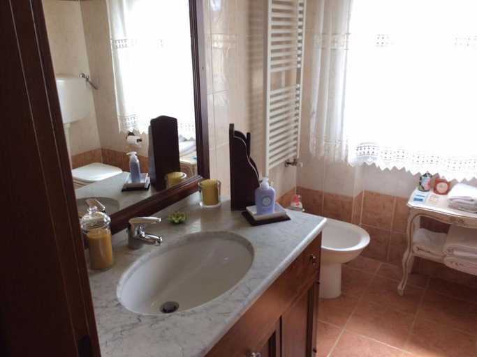Bathroom, CASA LE ROSE, Arezzo