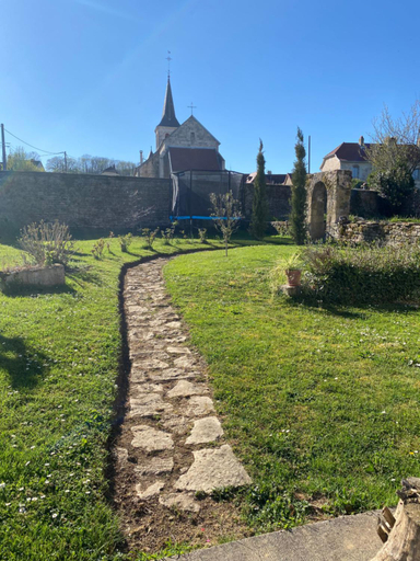 Others 5, chez Odette Cypres de Provence, Haute-Marne