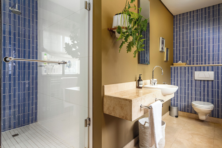 Bathroom 4, Gotham, City of Cape Town