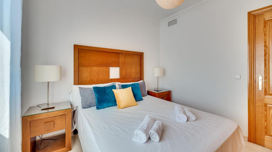 Bedroom 2, Chic Urban Oasis in Estepona, Málaga