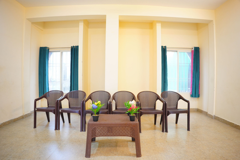 Lobby sitting area 4, Crown Furnished Apartments Bhopal, Bhopal