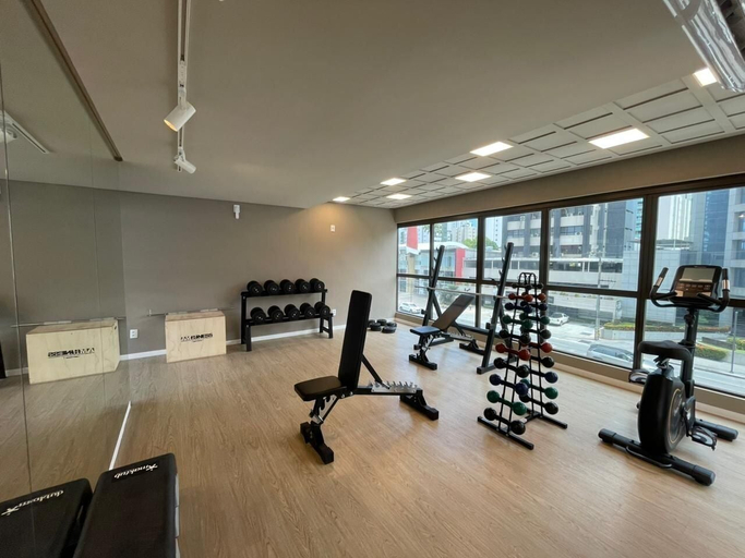 Fitness facility 2, Icon Design Living por YOLO, Recife