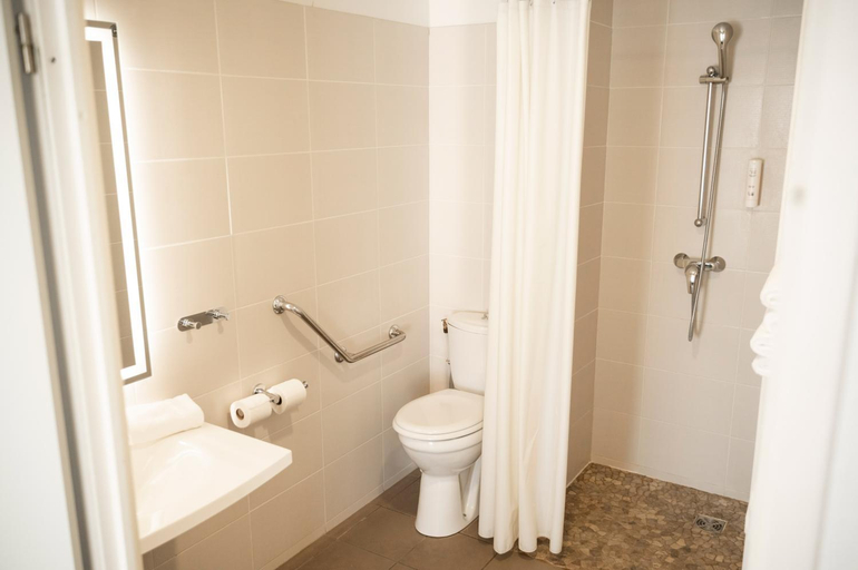 Bathroom 4, Zenitude Hotel - Residences Narbonne Centre, Aude