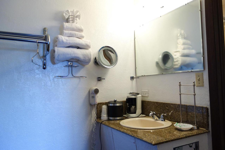 Bathroom 3, Cabana Inn - Boise, Ada