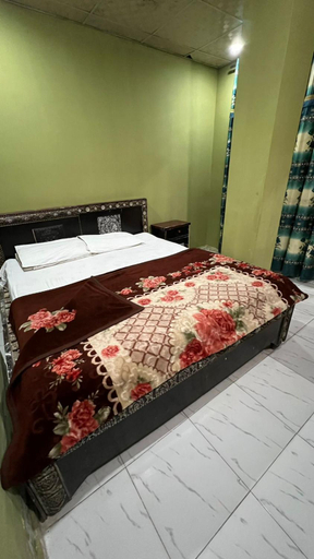 Bedroom 3, Hajveri Continental Hotel, Lahore
