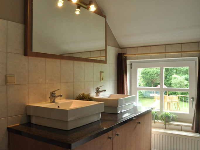 Bathroom 3, Beautiful home in Bomal-Sur-Ourthe with , Luxembourg