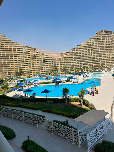 Sport & Beauty 2, Porto Sokhna Sea View Apartment, 'Ataqah