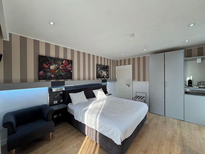 Bedroom 2, Résidence des Fleurs, Moselle