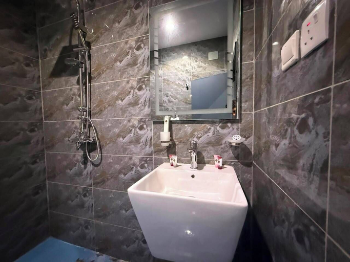 Bathroom 4, Asis Rise 2 - شروق الواحات الراقية للوحدات المخدومة 2, Jeddah