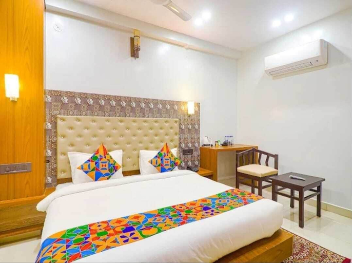 Room 4, HOTELPALASH, Patna