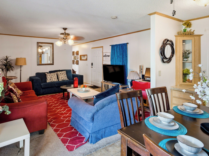 Living area 3, Pcola, Escambia