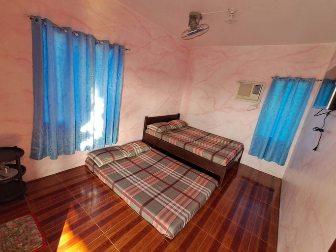 Room 3, JRM LODGING HOUSE, Puerto Galera