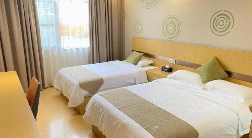 Bedroom 2, GreenTree Inn Linhai Jiangnan Avenue Express, Taizhou