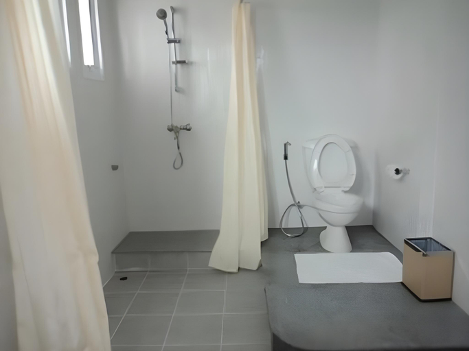 Bathroom 3, Tavimook Boutique Hotel, Hua Hin