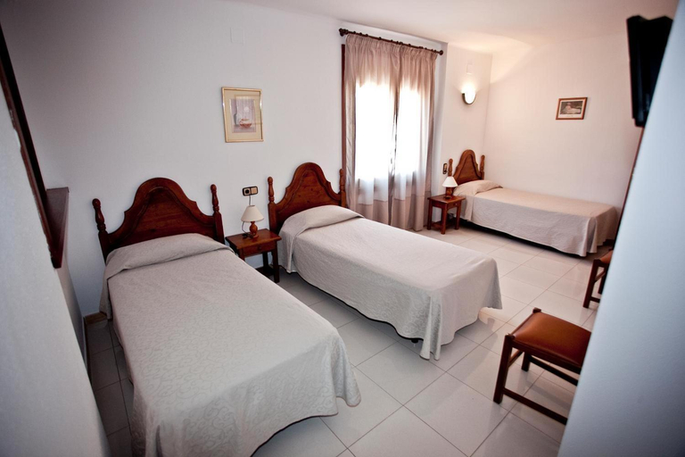 Bedroom 2, Can Llanca, Girona