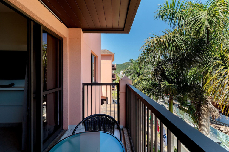 Property grounds 2, Wonderful Suite in a Luxury Resort Jbv276, Florianopolis