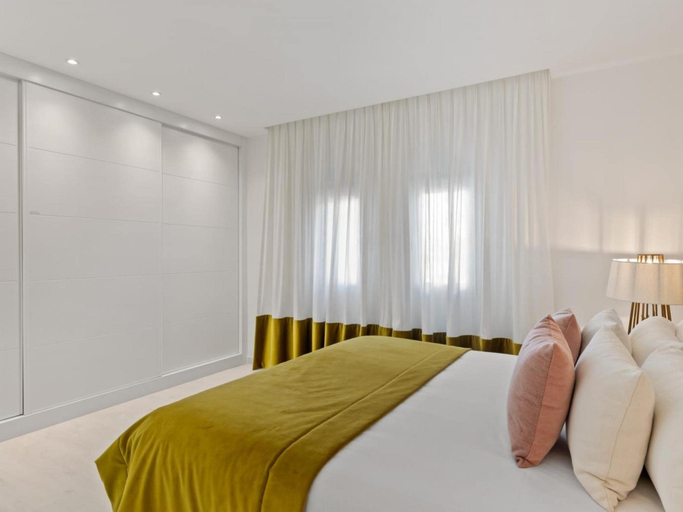 Bedroom 3, Vista Jard n y Gran Terraza en Playas del Duque, Málaga