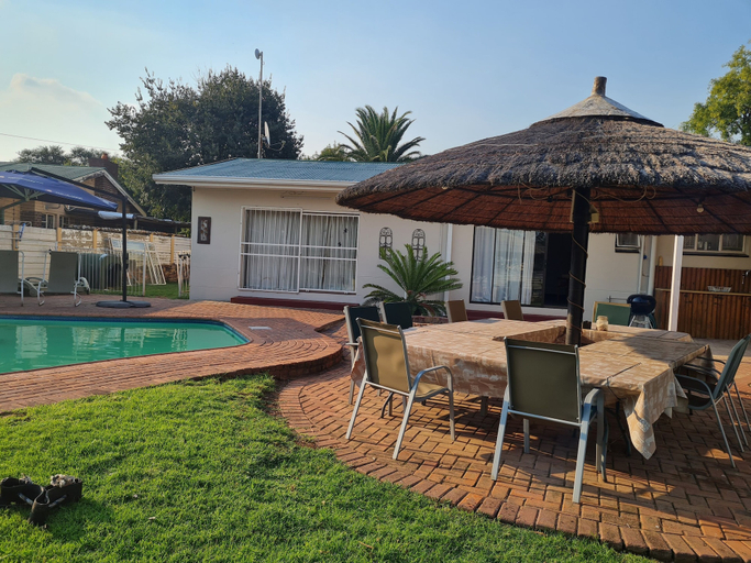 Exterior & Views 2, Huis Afrika, Sedibeng