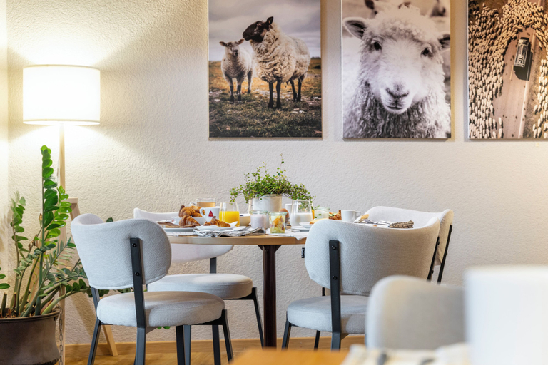 Food & Drinks 4, Hotel Aeschi Interlaken - Handwritten Collection (Opens Summer 2026), Frutigen