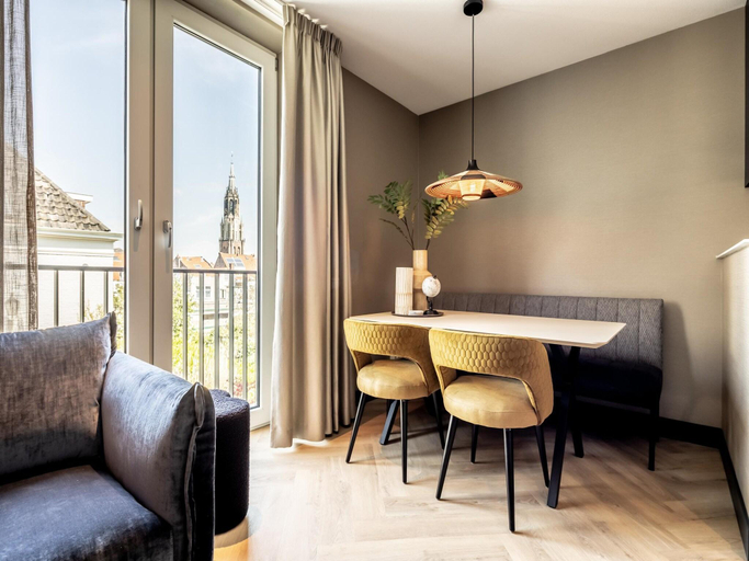 4, stylish 2-bedroom apartment in Delft., Delft