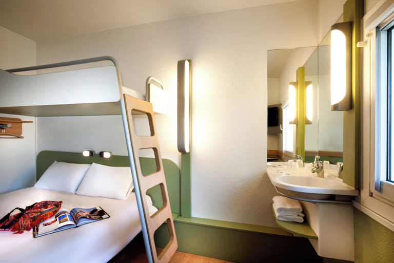 Bedroom 3, ibis budget Sisteron, Alpes-de-Haute-Provence