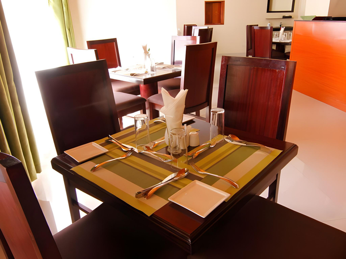 Food & Drinks, 215 Karen Garden Homestay, Langata