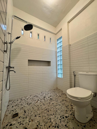 Bathroom, KAYANA and BAR, Langkat