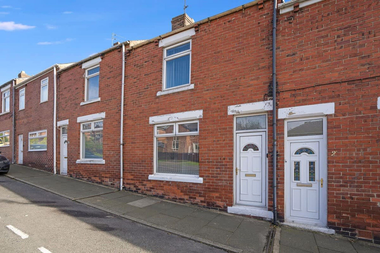 Room 2, Family Friendly 2BR Close to Durham City, Durham