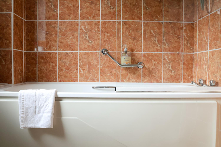 Bathroom, Town Square Holiday Homes