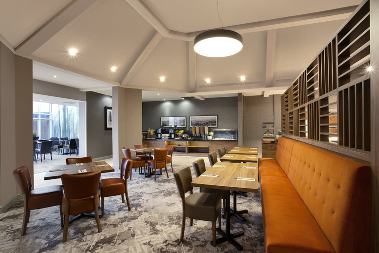 Food & Drinks 5, Leonardo Hotel East Midlands Airport, Leicestershire