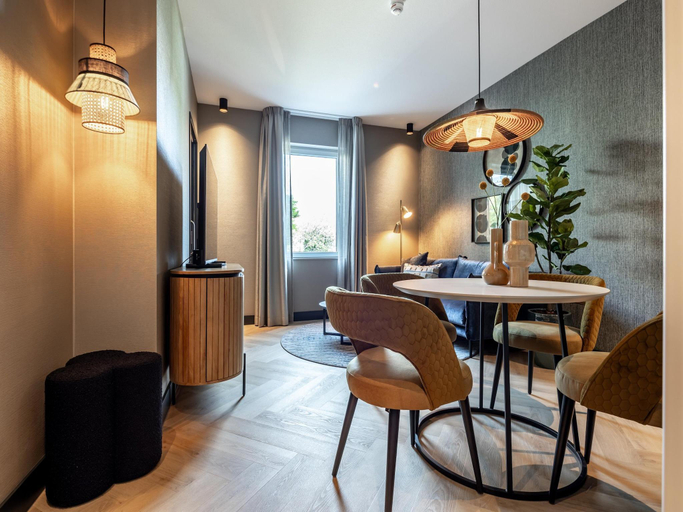 3, stylish 2-bedroom apartment in Delft., Delft